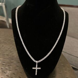 Diamond tennis necklace and pendant